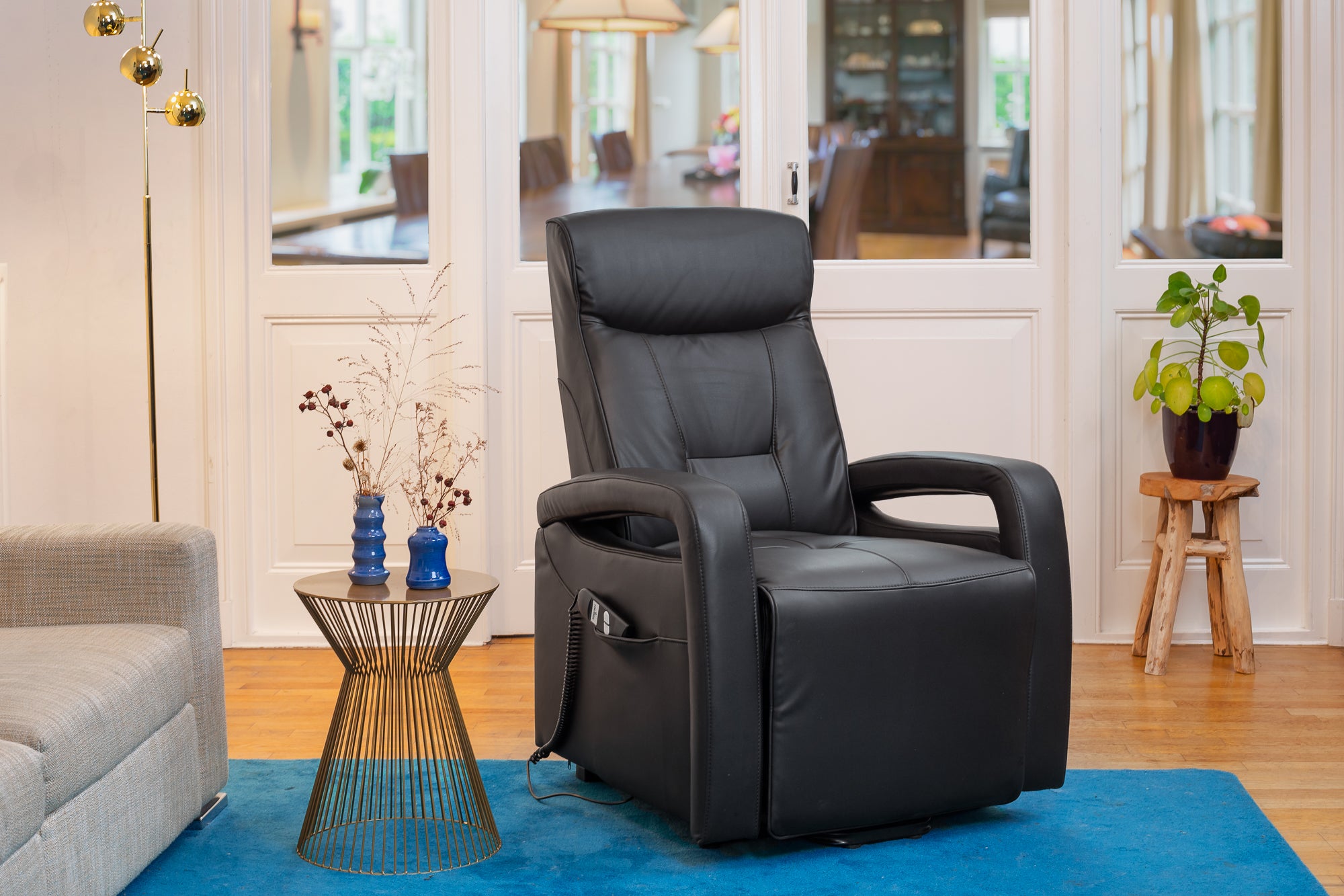 Relax en sta-op stoel Zwart PU Leder verrijdbaar F-501 (1-motorig) - Finlandic