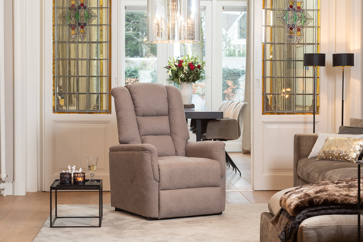 Relax en sta-op stoel F-401 (1-motorig) - Finlandic