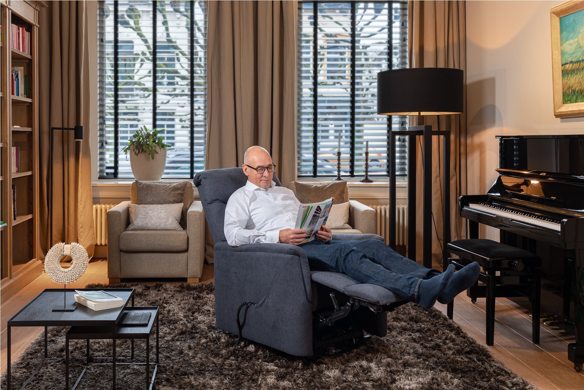 Relax en sta-op stoel verrijdbaar F-302 (2-motorig) - Finlandic