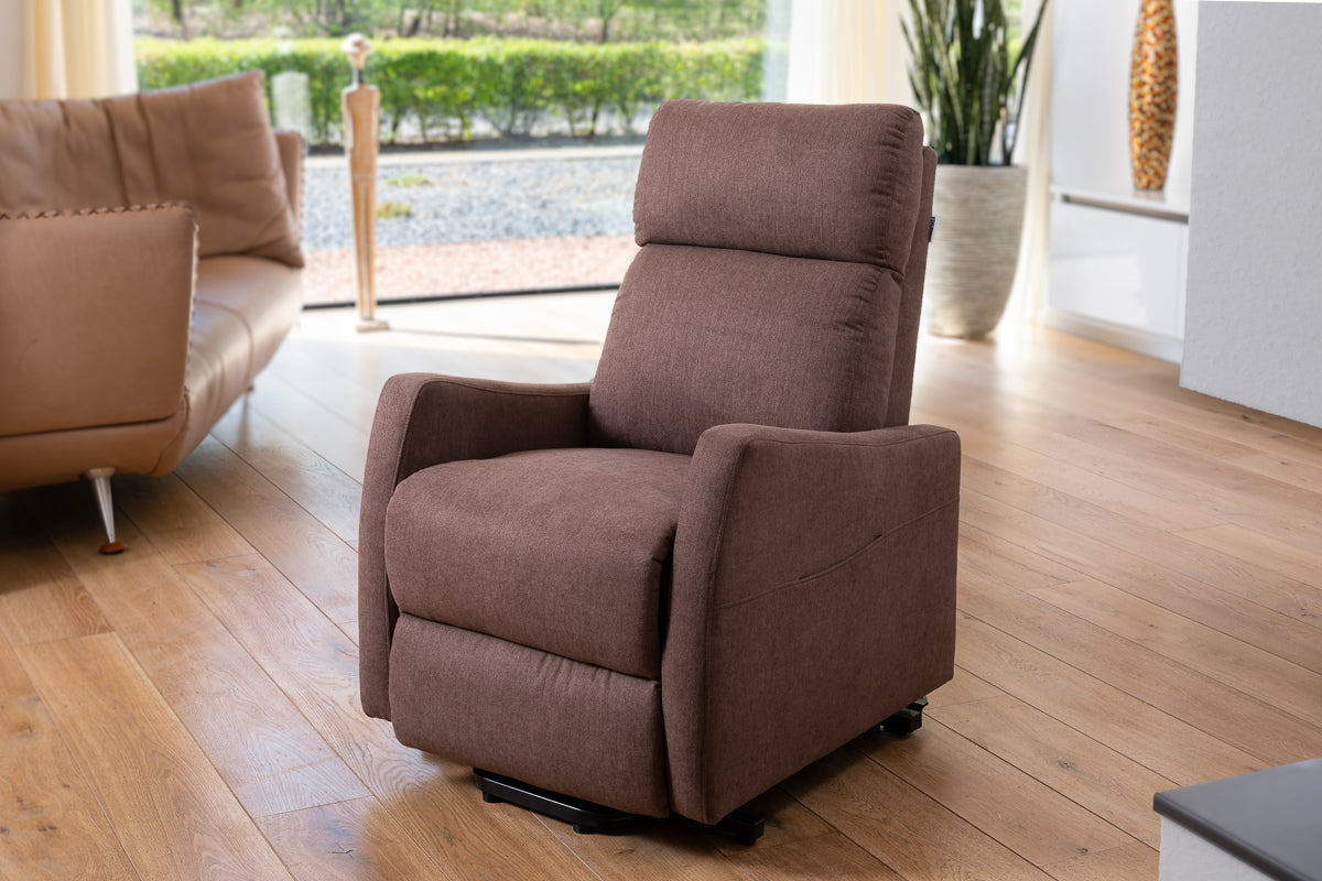 Relax en sta-op stoel verrijdbaar F-102 (2-motorig) - Finlandic