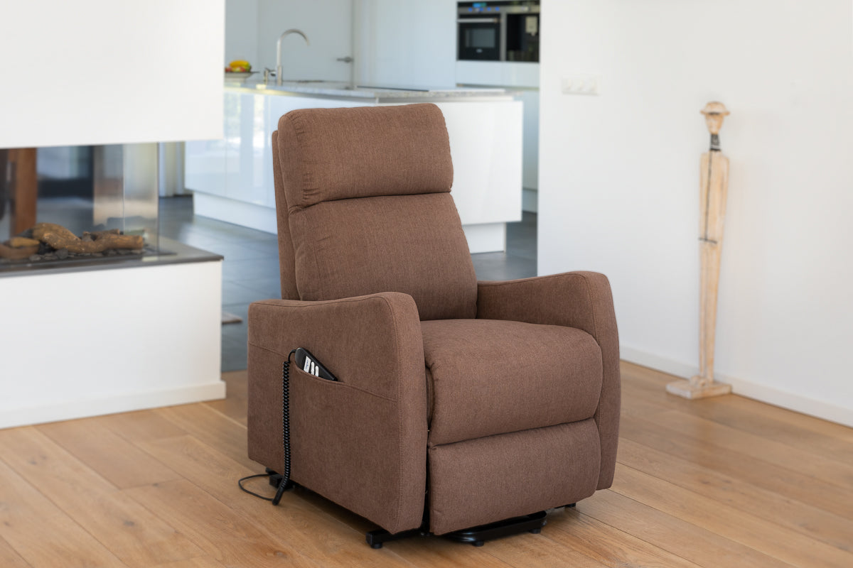 Relax en sta-op stoel verrijdbaar F-102 (2-motorig) - Finlandic