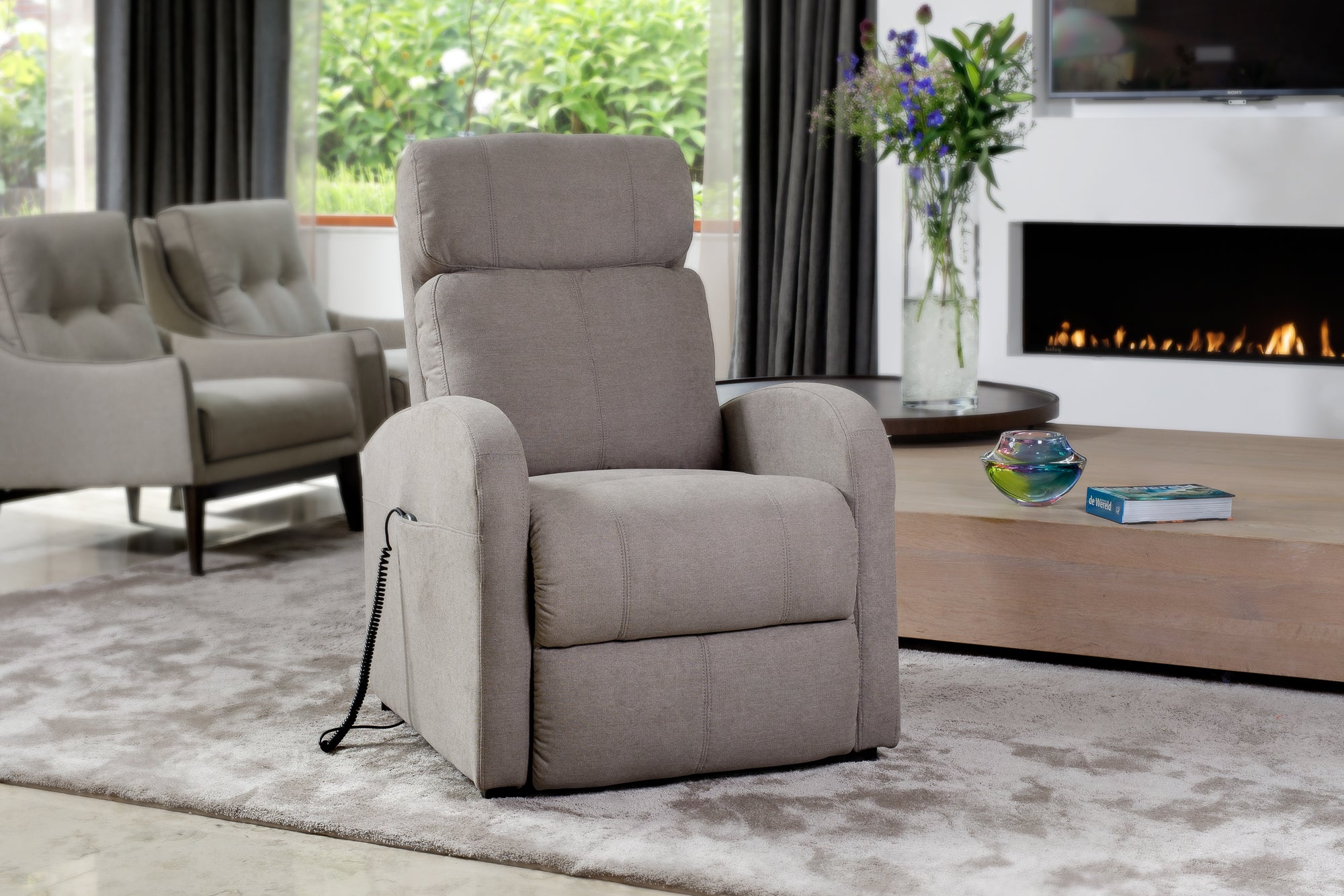 Relax en sta-op stoel F-201 taupe (1-motorig) - Finlandic