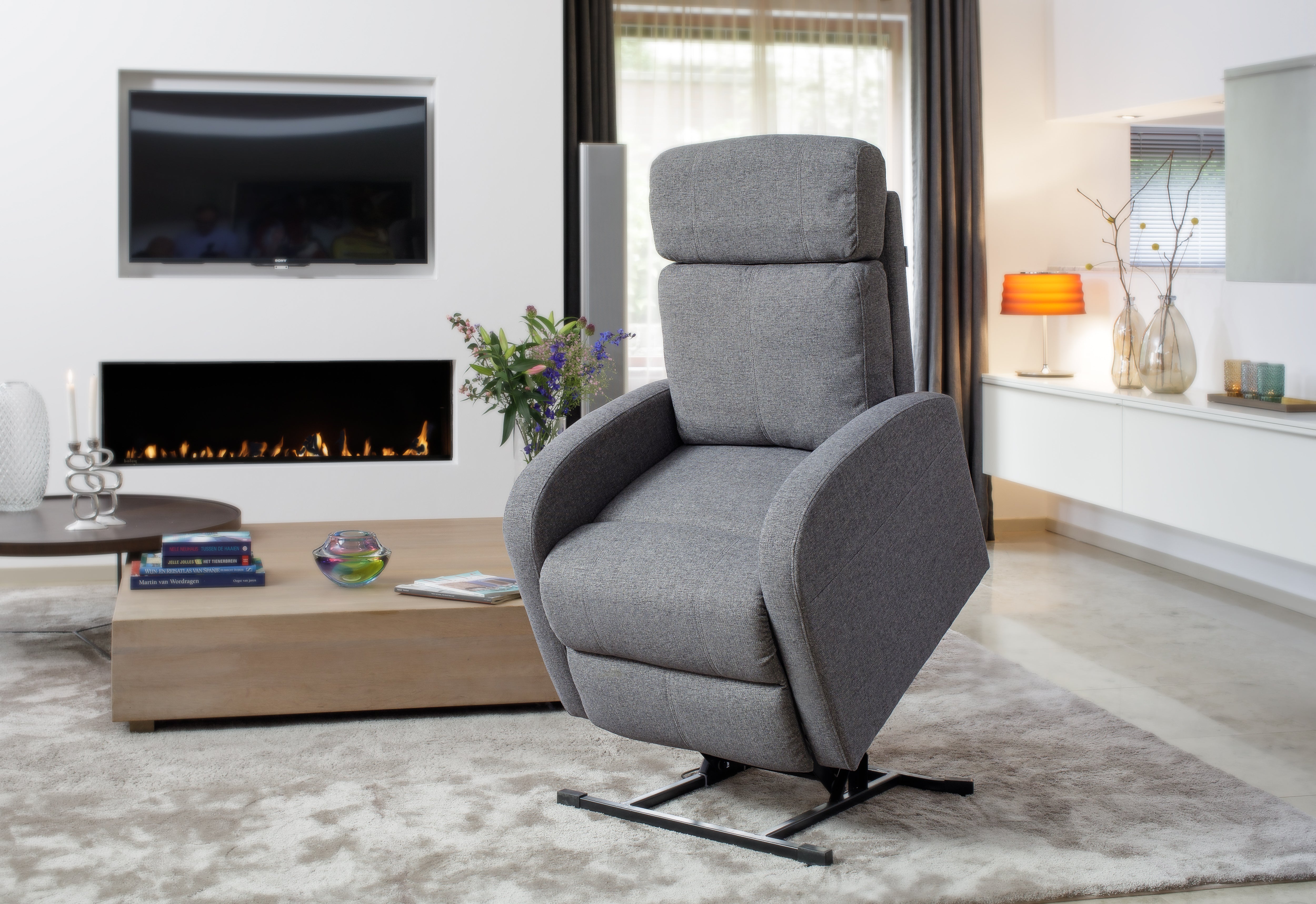 Relax en sta-op stoel verrijdbaar F-202  grijs (2-motorig) - Finlandic