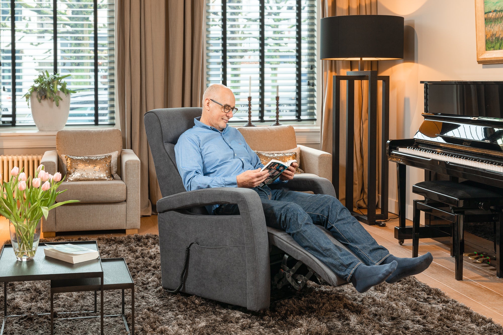 Relax en sta-op stoel verrijdbaar F-501 (1-motorig) - Finlandic